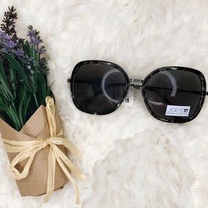 NWT Joe’s Jean Black Tortoiseshell Sunglasses